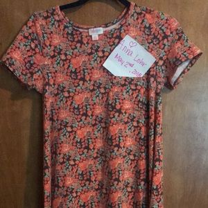 LuLaRoe Xs floral Carly